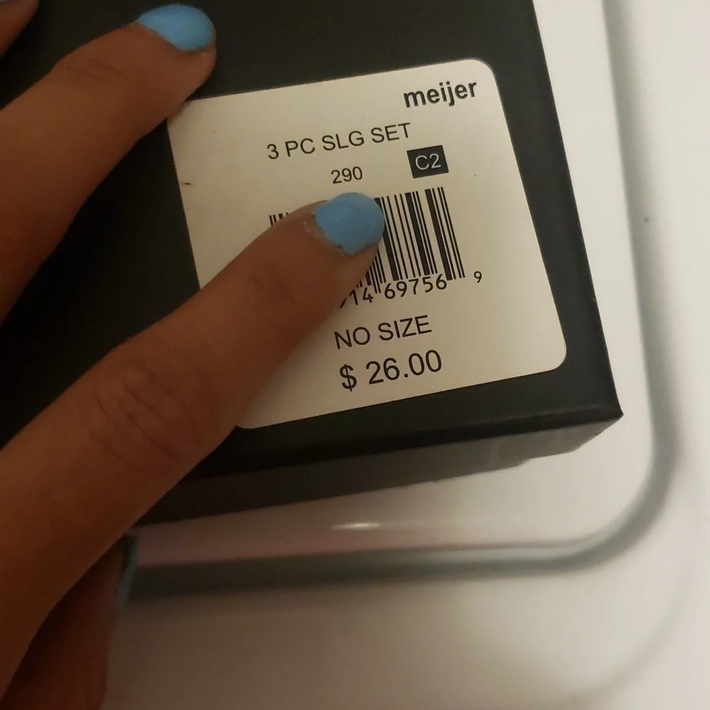 Keychain Gift Set - Picture 4 of 4